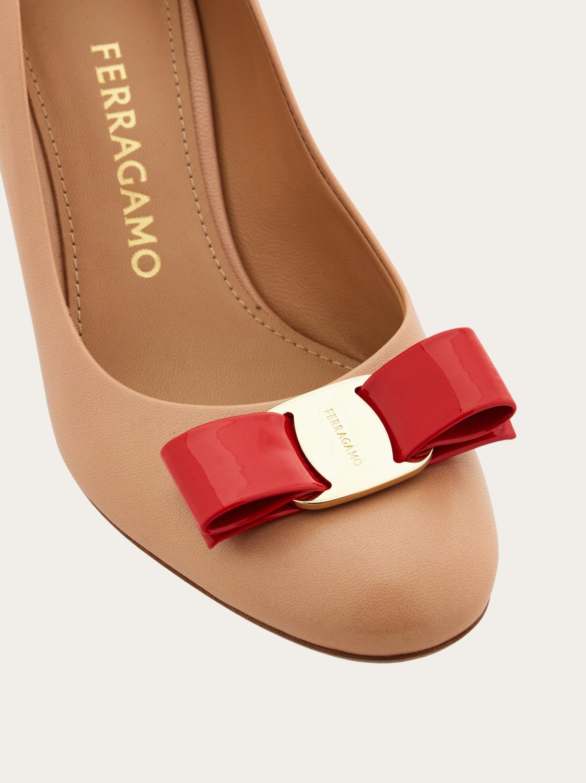 Ferragamo Vara bow pump - Image 2
